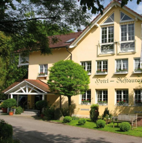 Отель Hotel Mühle  Бинцен